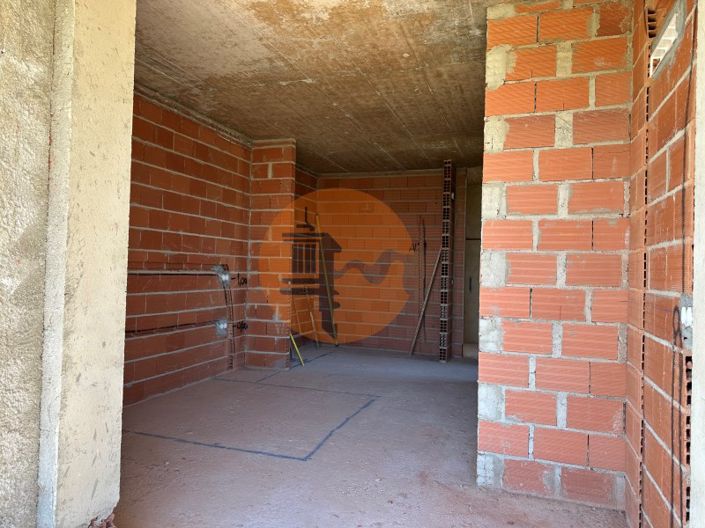 Image No.27-3 Bed House for sale