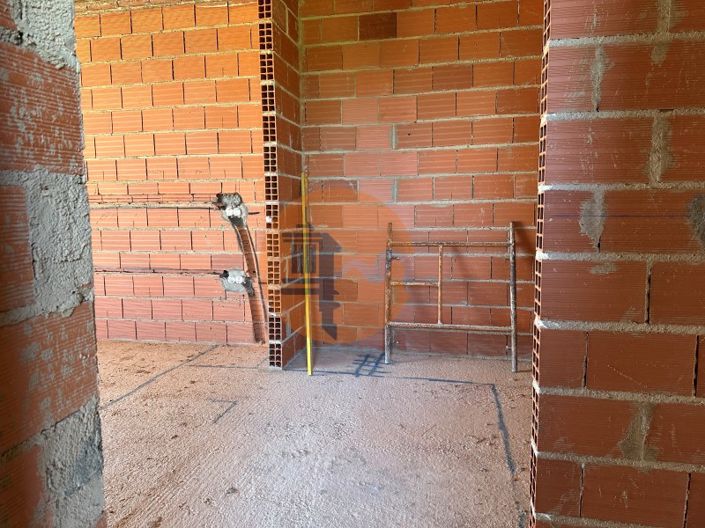 Image No.32-3 Bed House for sale