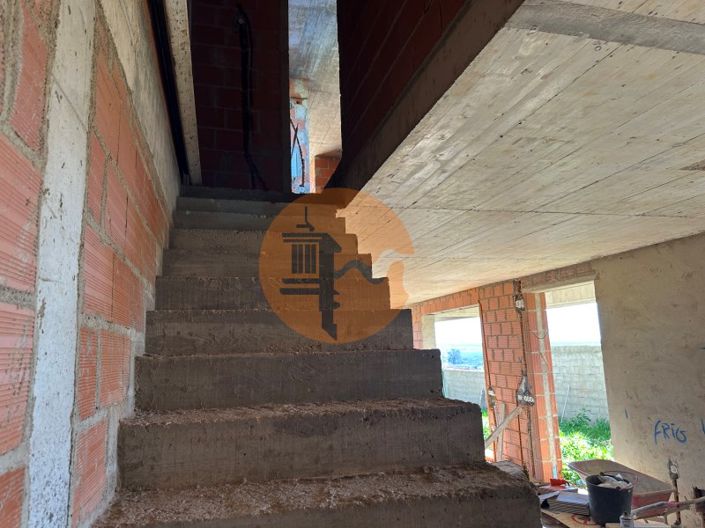 Image No.45-3 Bed House for sale