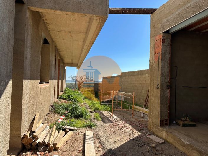 Image No.49-3 Bed House for sale