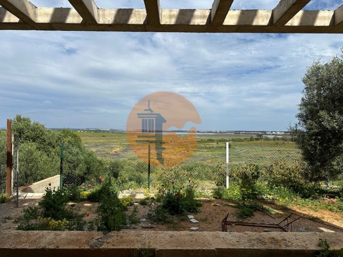 Image No.6-3 Bed House for sale