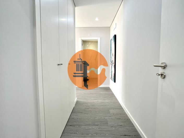 Image No.19-3 Bed Apartment for sale