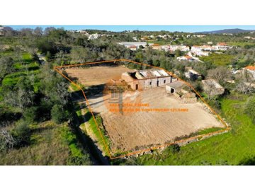 1 - Loule, House