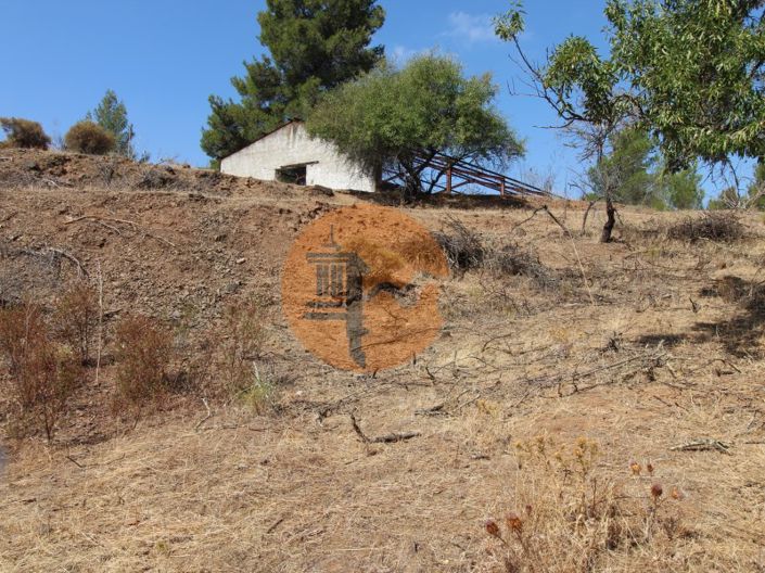 Image No.1-2 Bed Farmhouse for sale