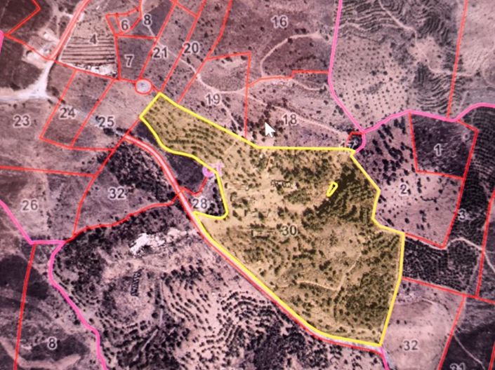 Image No.20-2 Bed Farmhouse for sale