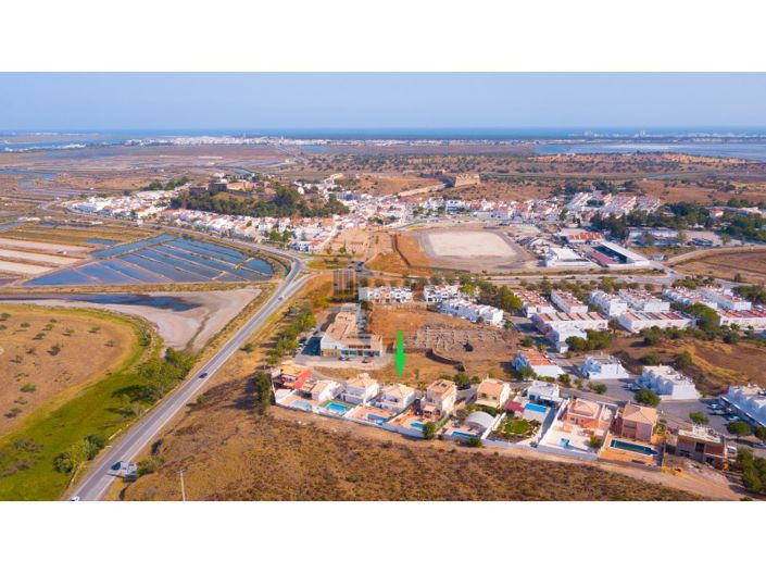 Image No.3-4 Bed House for sale