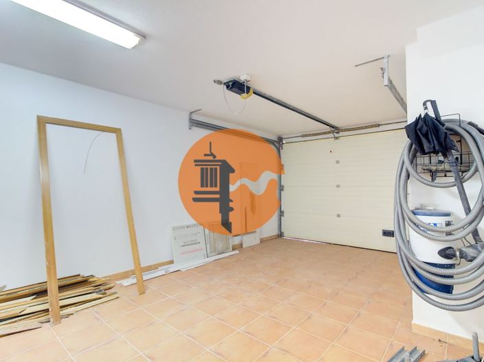 Image No.39-4 Bed House for sale