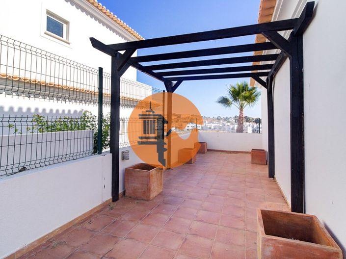 Image No.45-4 Bed House for sale