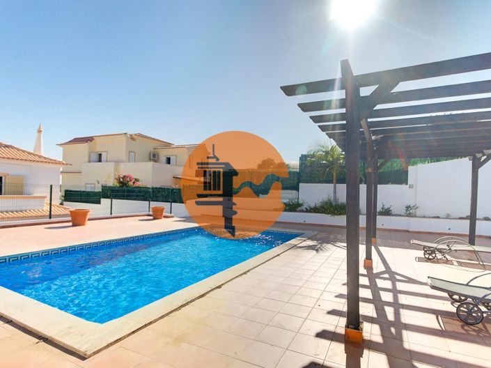 Image No.5-4 Bed House for sale