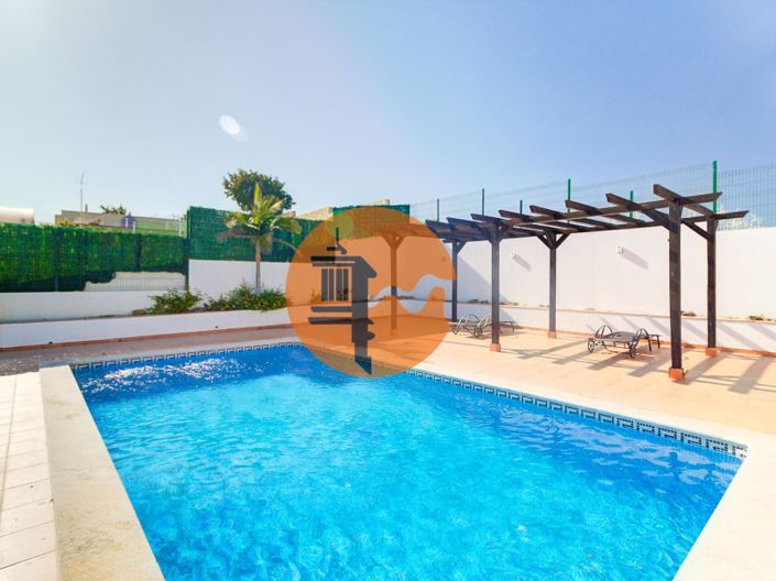 Image No.52-4 Bed House for sale