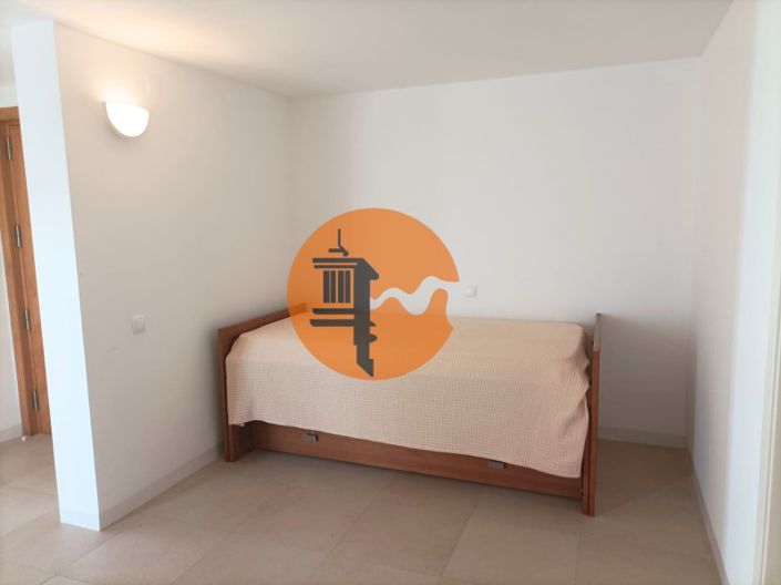 Image No.20-2 Bed Apartment for sale