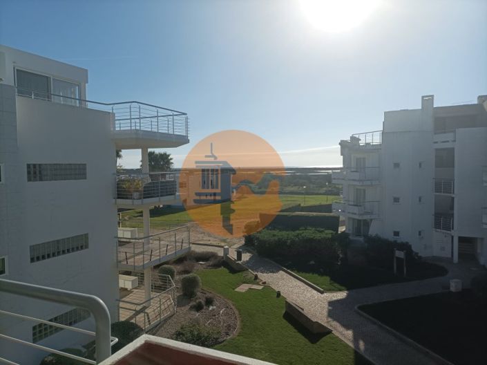 Image No.32-2 Bed Apartment for sale