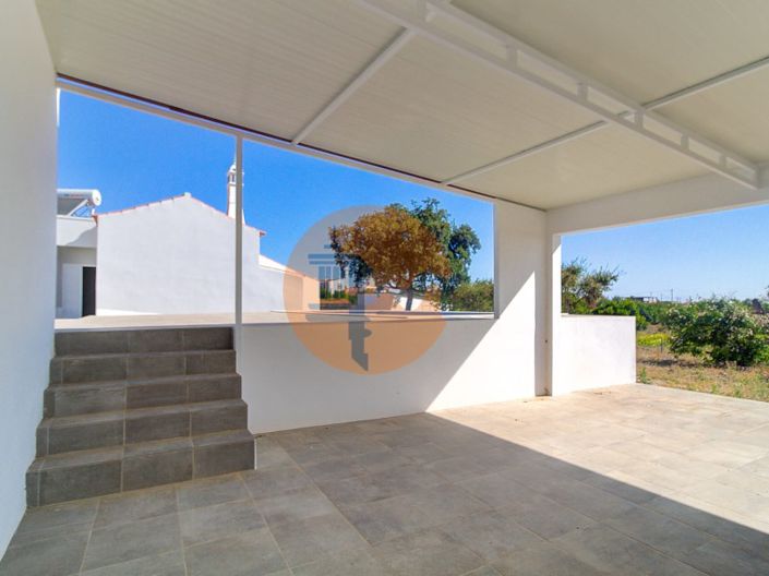 Image No.32-6 Bed House for sale