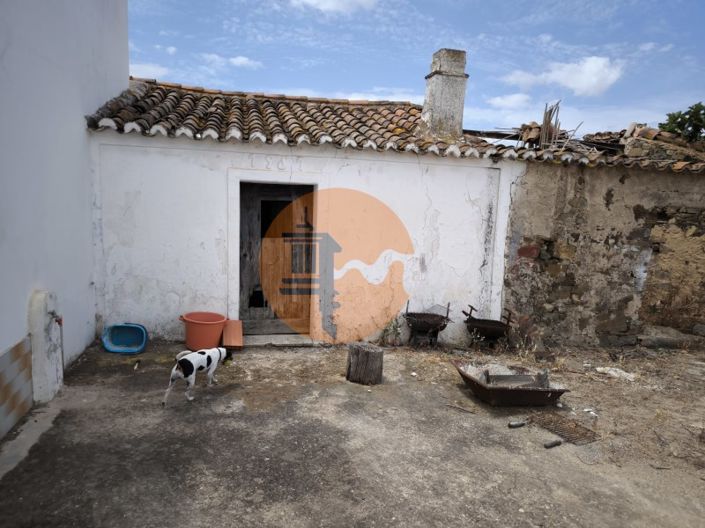 Image No.1-3 Bed House for sale