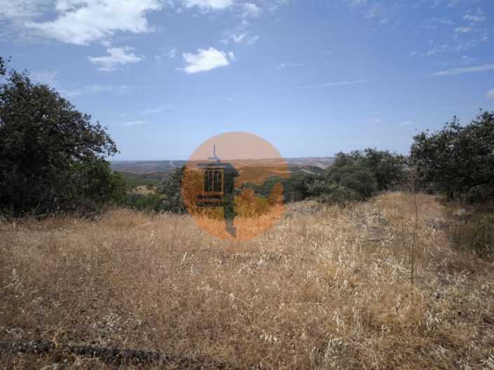 Image No.10-3 Bed House for sale