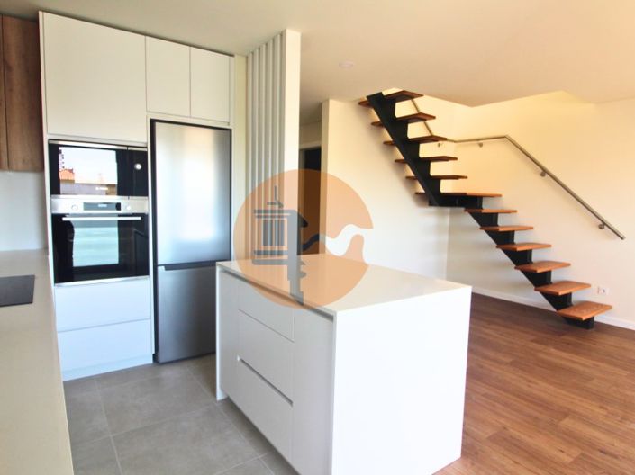 Image No.1-2 Bed Apartment for sale