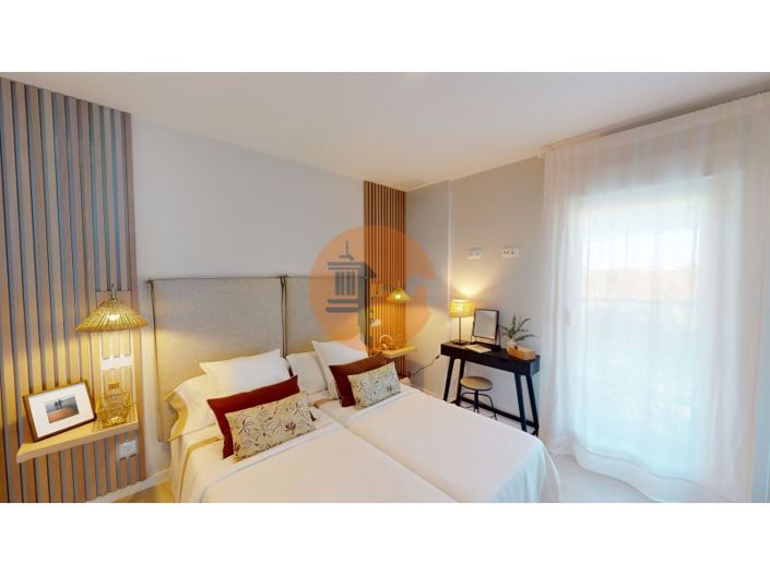 Image No.10-2 Bed Apartment for sale