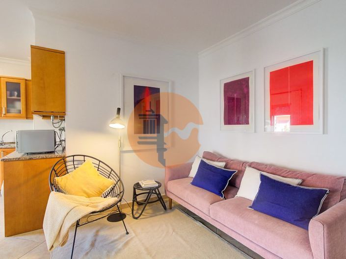 Image No.10-2 Bed Apartment for sale