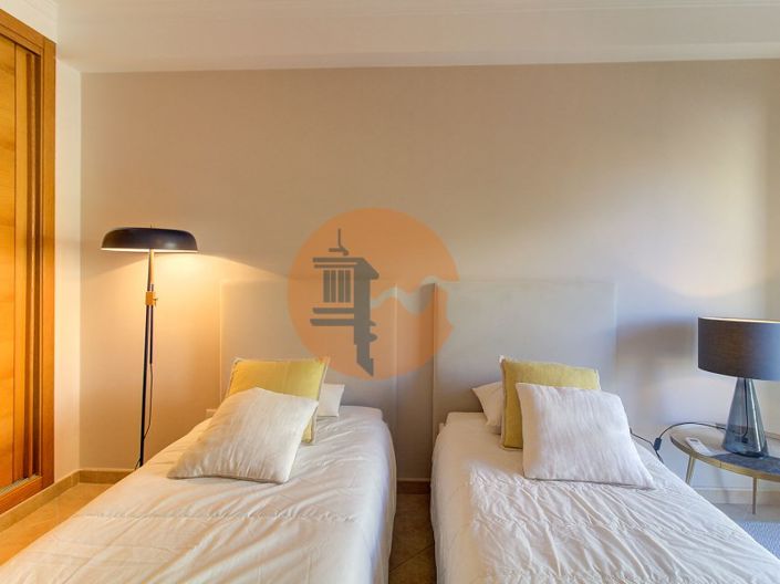 Image No.26-2 Bed Apartment for sale