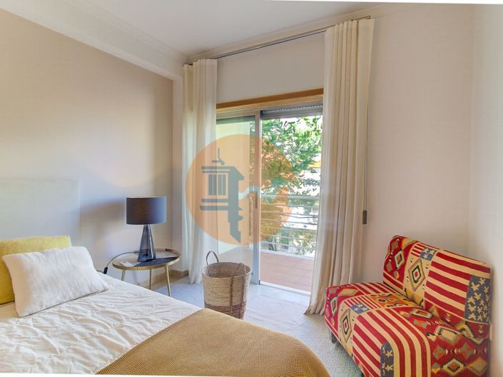 Image No.27-2 Bed Apartment for sale