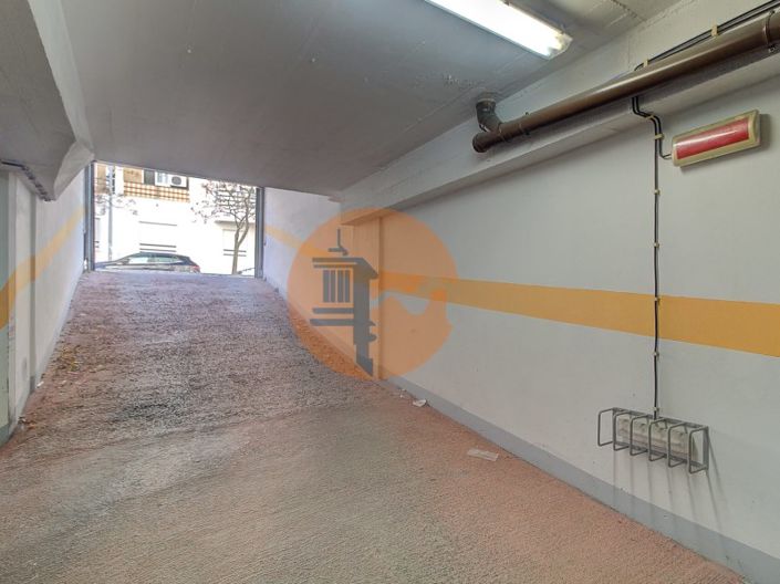 Image No.31-2 Bed Apartment for sale