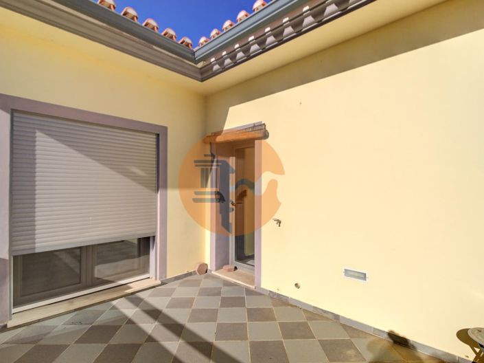 Image No.20-4 Bed House for sale