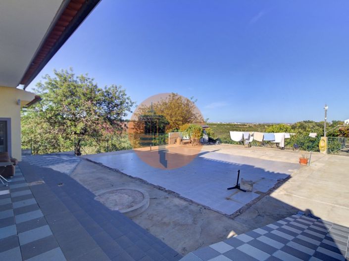 Image No.46-4 Bed House for sale