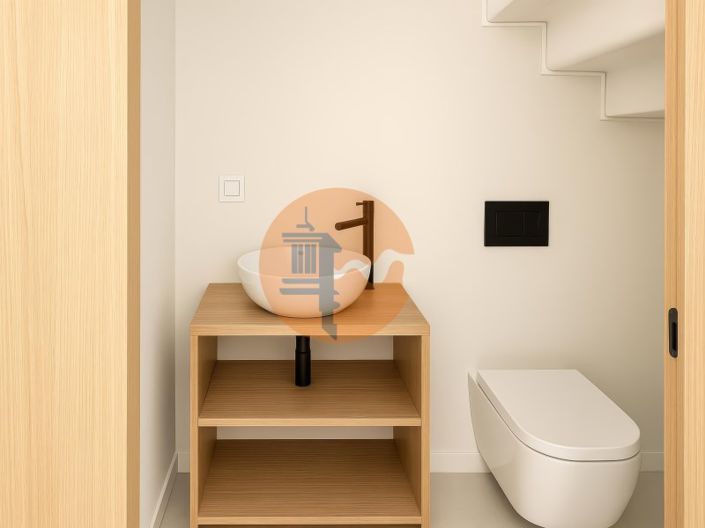 Image No.13-4 Bed House for sale