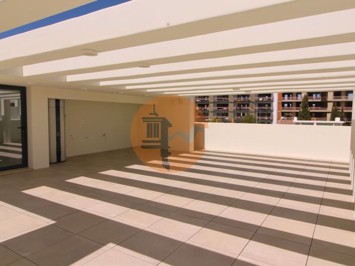 Image No.45-4 Bed House for sale