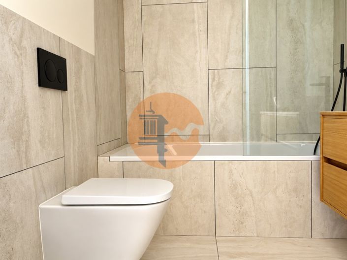 Image No.36-4 Bed House for sale