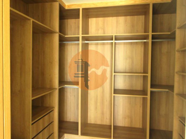 Image No.37-4 Bed House for sale