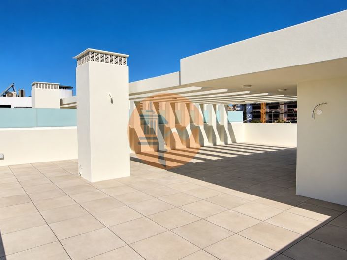 Image No.50-4 Bed House for sale