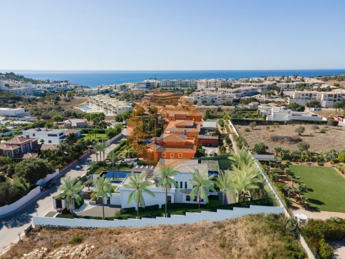 Image No.30-4 Bed House for sale