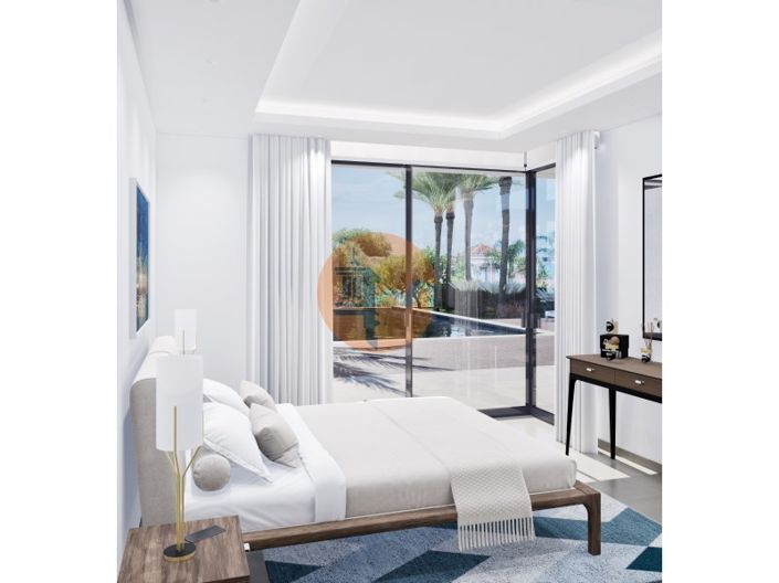 Image No.56-4 Bed House for sale