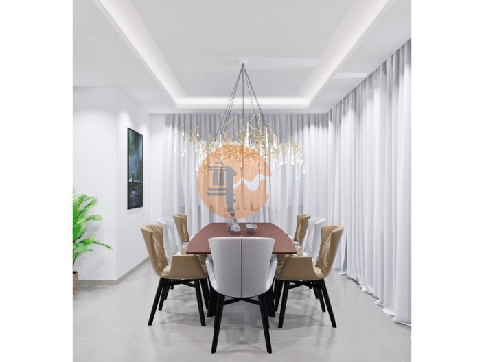 Image No.68-4 Bed House for sale