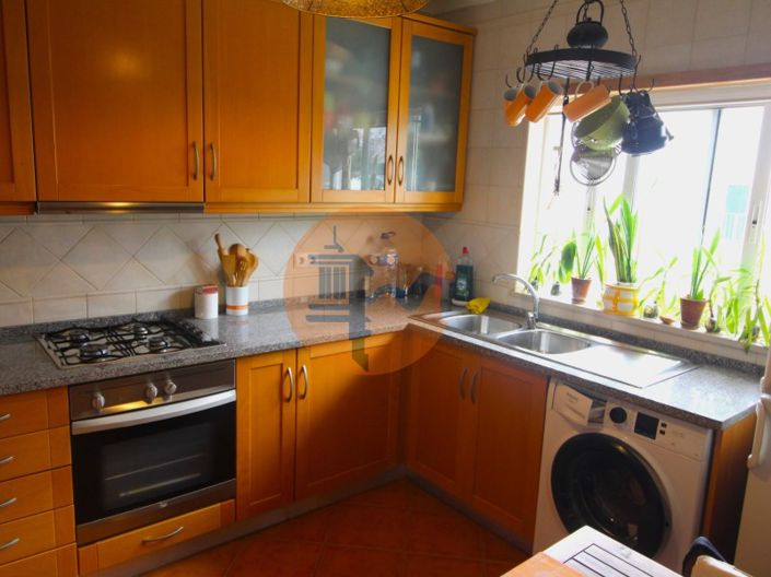 Image No.4-2 Bed House for sale