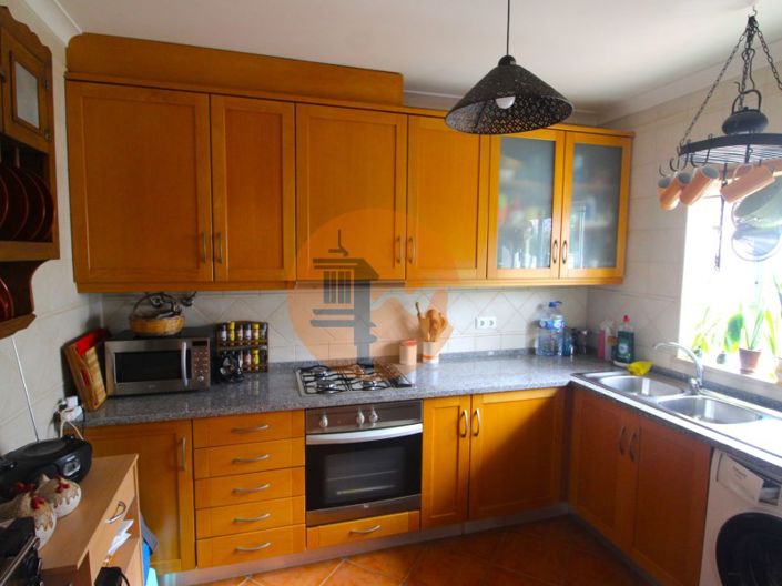 Image No.6-2 Bed House for sale