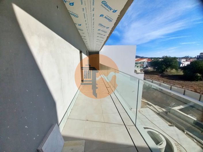 Image No.21-2 Bed Apartment for sale