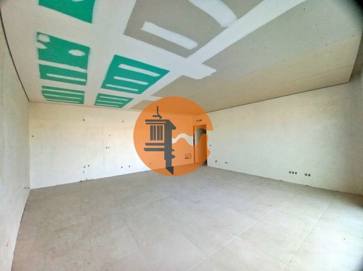 Image No.13-2 Bed Apartment for sale