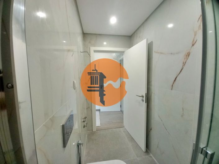 Image No.14-3 Bed Apartment for sale