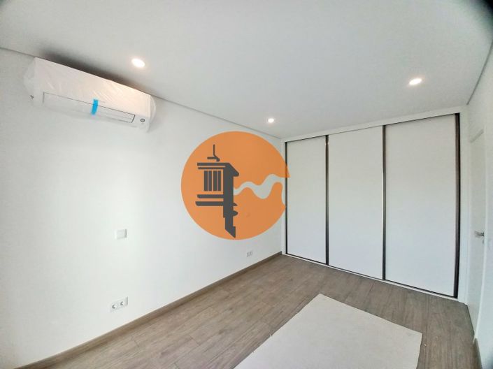 Image No.2-3 Bed Apartment for sale