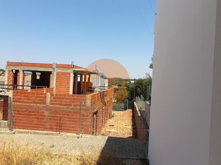 Image No.28-3 Bed House for sale