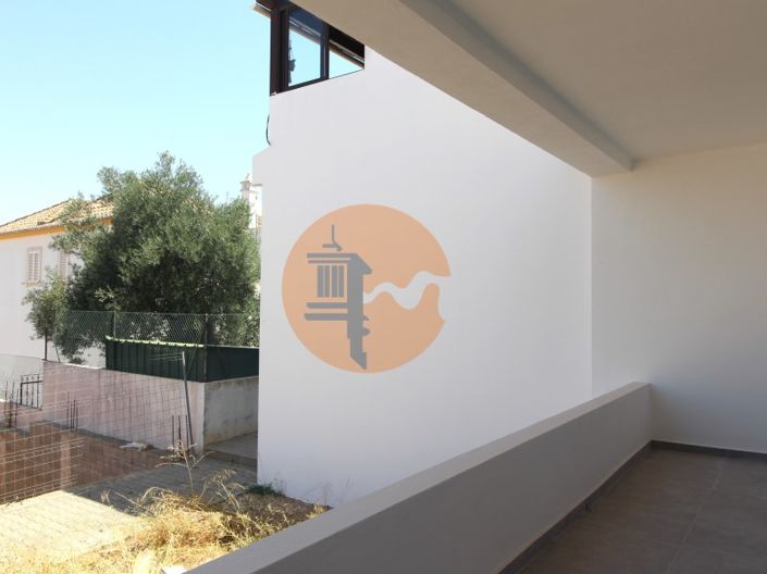 Image No.31-3 Bed House for sale