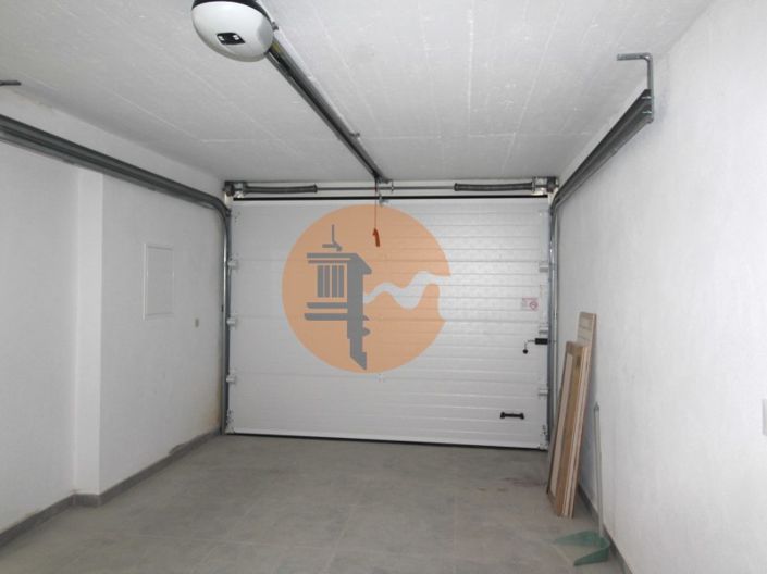 Image No.5-3 Bed House for sale