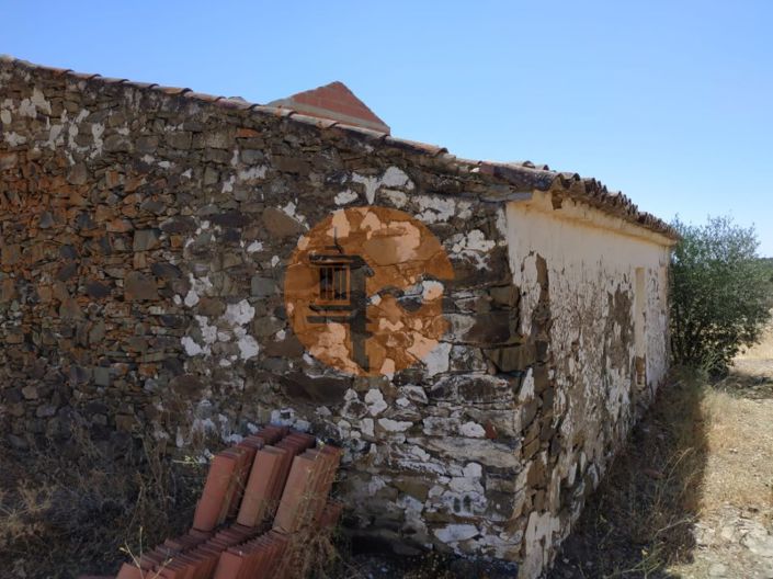 Image No.18-6 Bed Farmhouse for sale