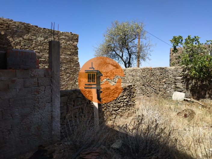 Image No.42-6 Bed Farmhouse for sale