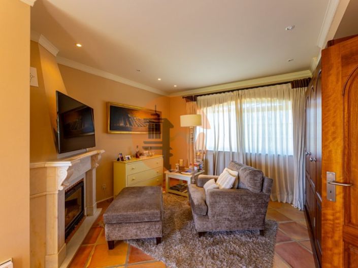 Image No.49-5 Bed House for sale