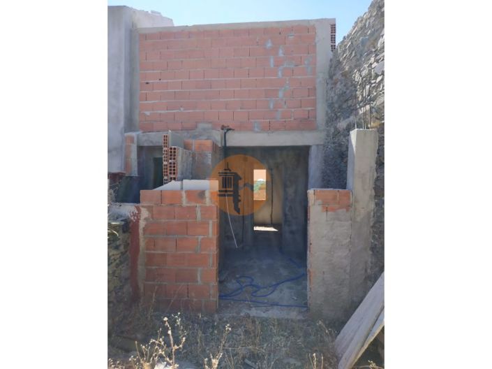 Image No.14-6 Bed Commercial for sale