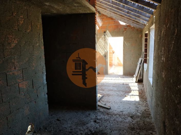 Image No.32-Commercial de 6 chambres à vendre à Alcoutim