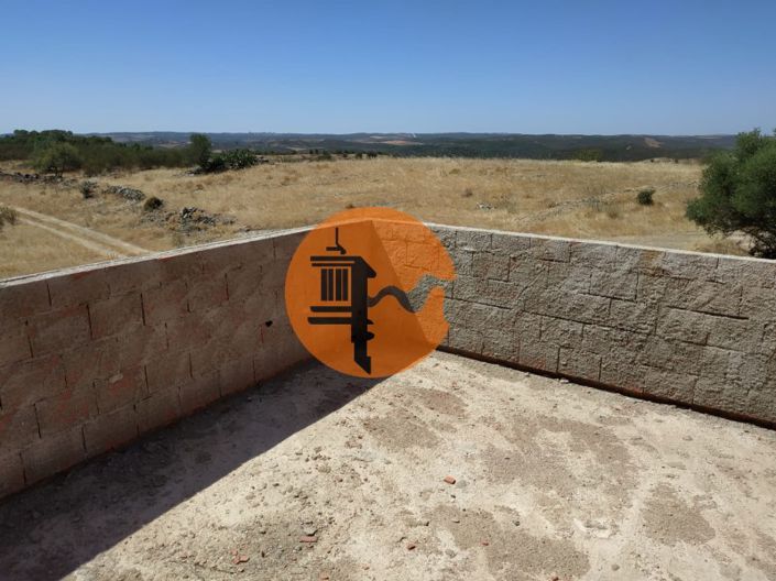 Image No.35-6 Bed Commercial for sale